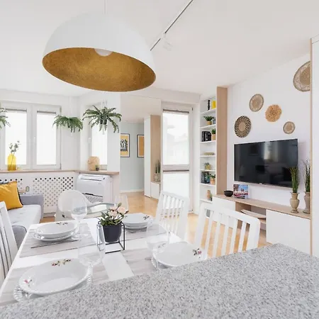 Cozy Bartla 19 By Renters Краков