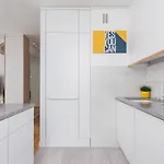 Cozy Bartla 19 By Renters Апартаменты
