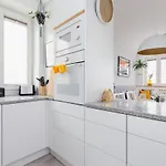 Апартаменты Cozy Bartla 19 By Renters *