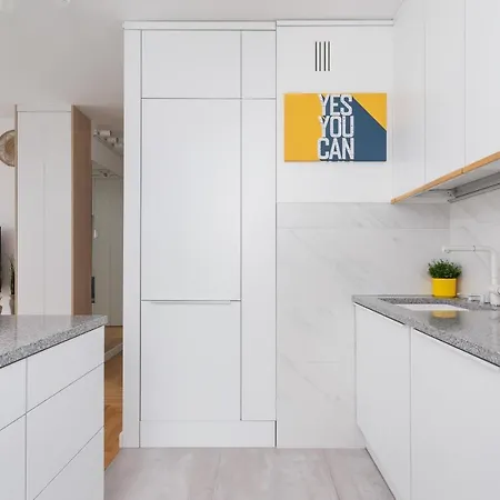 Cozy Bartla 19 By Renters Apartament